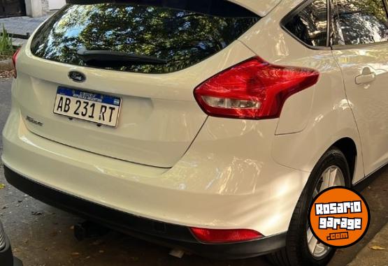 Autos - Ford Focus 3 versi�n S 2017 Nafta 100000Km - En Venta