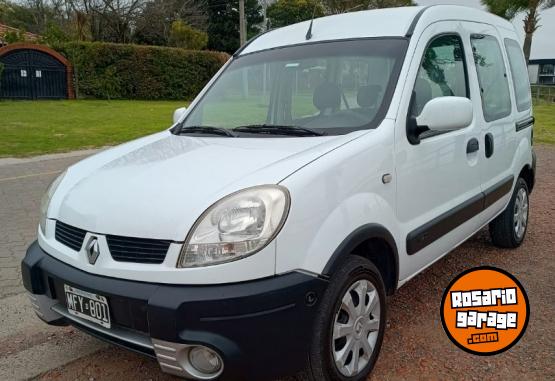 Utilitarios - Renault Kangoo 2013 Nafta 111111Km - En Venta
