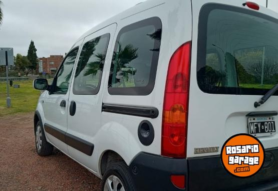 Utilitarios - Renault Kangoo 2013 Nafta 111111Km - En Venta