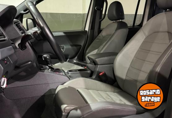 Camionetas - Volkswagen Amarok 2023 Diesel 70000Km - En Venta