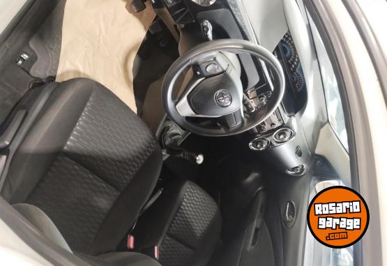 Autos - Toyota ETIOS XS 2016 Nafta 134525Km - En Venta