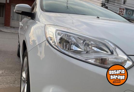 Autos - Ford Focus 3 2015 GNC 129000Km - En Venta