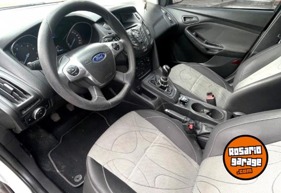 Autos - Ford Focus 3 2015 GNC 129000Km - En Venta