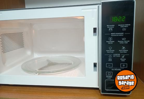 Hogar - Microondas Whirlpool Totalmente Táctil Como Nuevo en Caja Original - En Venta