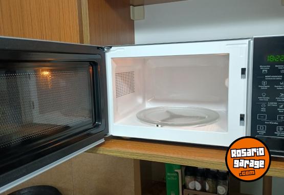 Hogar - Microondas Whirlpool Totalmente Táctil Como Nuevo en Caja Original - En Venta