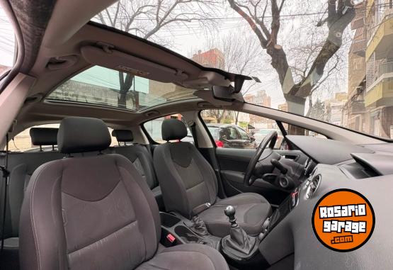 Autos - Peugeot 308 Allure c/Techo 2017 Diesel 69700Km - En Venta