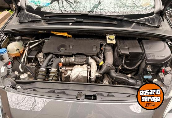 Autos - Peugeot 308 Allure c/Techo 2017 Diesel 69700Km - En Venta