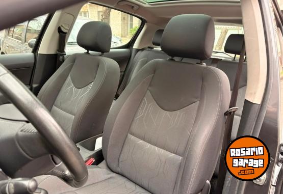 Autos - Peugeot 308 Allure c/Techo 2017 Diesel 69700Km - En Venta