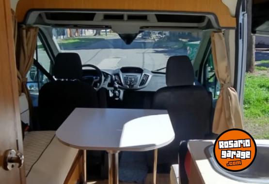 Utilitarios - Ford Transit 2015 Diesel 150000Km - En Venta