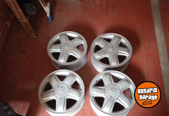 Accesorios para Autos - LLANTA R15 - En Venta