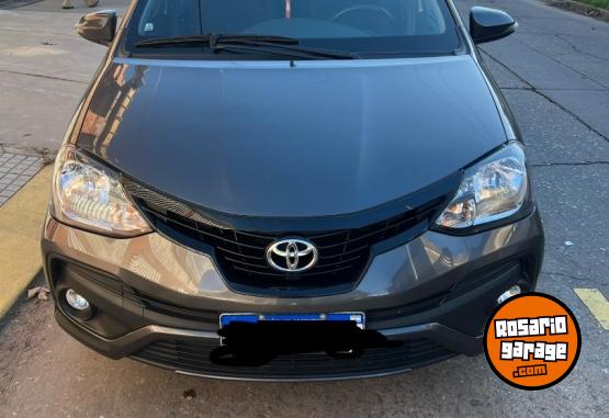 Autos - Toyota Étios XLS 2023 Nafta 54000Km - En Venta