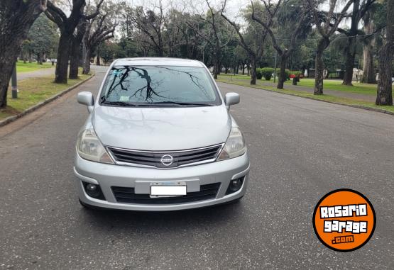 Autos - Nissan TIIDA 2010 Nafta 194000Km - En Venta