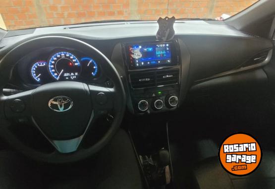 Autos - Toyota Yaris xs cvt 2025 Nafta 5000Km - En Venta