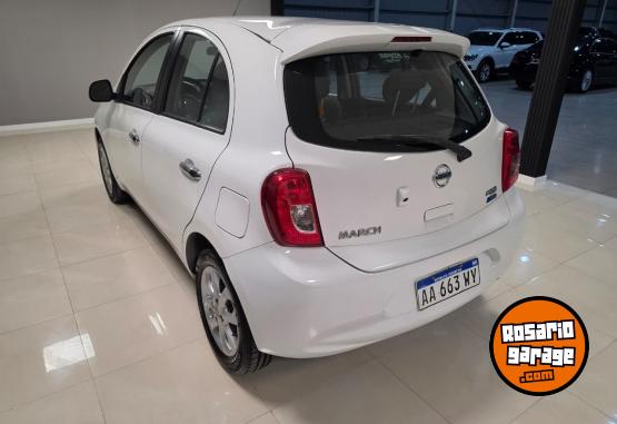 Autos - Nissan MARCH 2016 Nafta 60000Km - En Venta