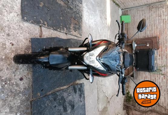 Motos - Bajaj NS 200 2025 Nafta 8000Km - En Venta