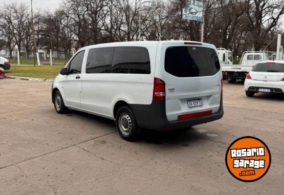 Utilitarios - Mercedes Benz Vito 111 furgón mixto 2016 Diesel 334000Km - En Venta