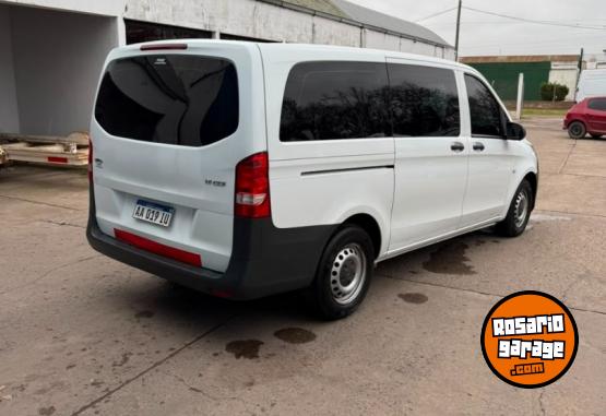 Utilitarios - Mercedes Benz Vito 111 furgón mixto 2016 Diesel 334000Km - En Venta