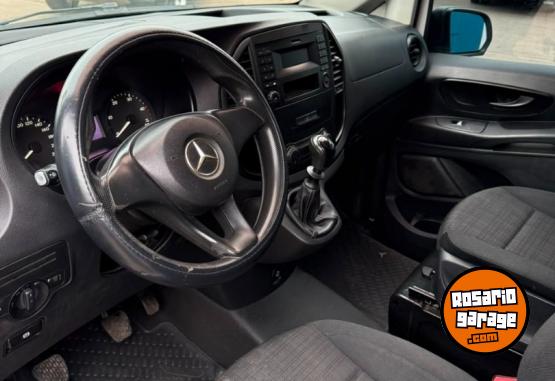 Utilitarios - Mercedes Benz Vito 111 furgón mixto 2016 Diesel 334000Km - En Venta
