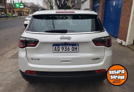 Camionetas - Jeep COMPASS LONGITUDE AT9 4X4 2019 Nafta 100200Km - En Venta