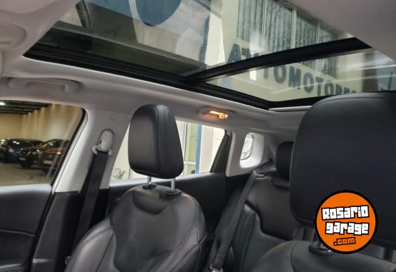 Camionetas - Jeep COMPASS LONGITUDE AT9 4X4 2019 Nafta 100200Km - En Venta