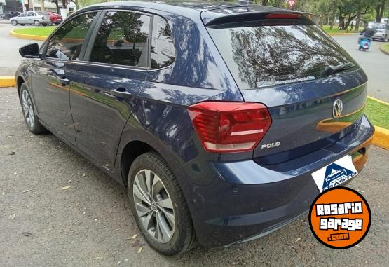 Autos - Volkswagen Polo Highline 2019 Nafta 83000Km - En Venta