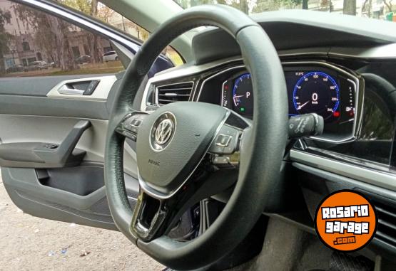 Autos - Volkswagen Polo Highline 2019 Nafta 83000Km - En Venta