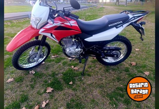 Motos - Honda XR 2024 Nafta 2800Km - En Venta