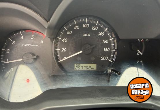 Camionetas - Toyota Hilux 2012 Diesel 258000Km - En Venta