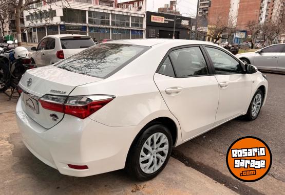 Autos - Toyota Corolla XLI 2017 Nafta 63000Km - En Venta