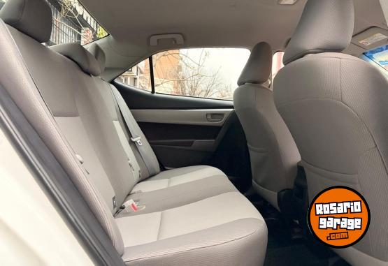Autos - Toyota Corolla XLI 2017 Nafta 63000Km - En Venta