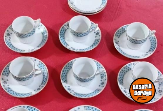 Hogar - Juego de Caf� de porcelana china de exportaci�n para 9 personas + 2 platitos del mismo juego - En Venta