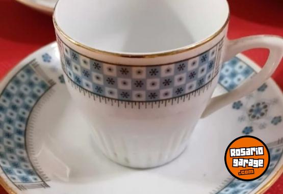 Hogar - Juego de Caf� de porcelana china de exportaci�n para 9 personas + 2 platitos del mismo juego - En Venta