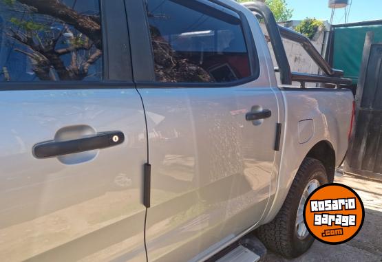 Camionetas - Ford RANGER XL 2016 GNC 197000Km - En Venta