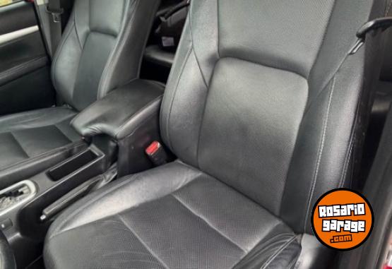 Camionetas - Toyota HILUX SRX 4x2 A/T 2022 Diesel 85000Km - En Venta
