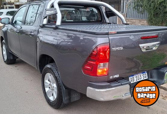 Camionetas - Toyota Hilux 2017 Diesel 297000Km - En Venta