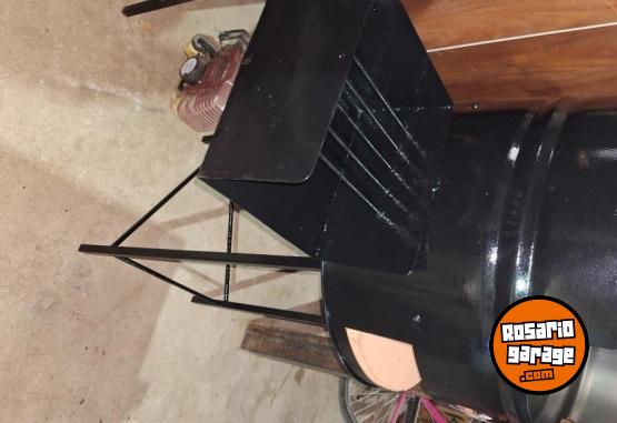 Hogar - Vendo parrilla de 56cm de diámetro entra entre 8 a 9 kg de carne - En Venta