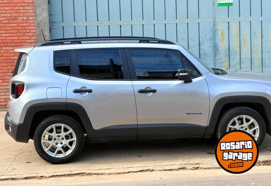 Camionetas - Jeep Renegade Sport 2022 Nafta 80000Km - En Venta