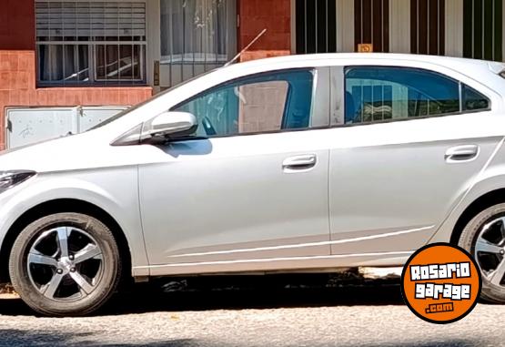 Autos - Chevrolet Ónix 2017 Nafta 111000Km - En Venta