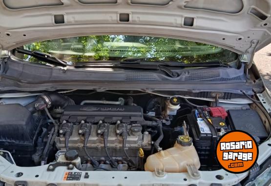 Autos - Chevrolet Ónix 2017 Nafta 111000Km - En Venta