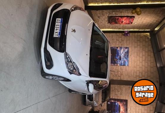 Autos - Peugeot Peugeot 208 2019 Nafta 60000Km - En Venta