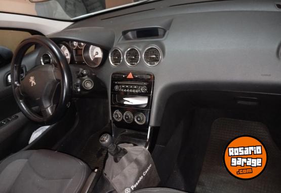 Autos - Peugeot 408 2016 GNC 180000Km - En Venta