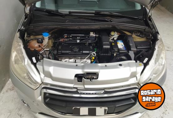 Autos - Peugeot 208 ALLURE TOUCH 2015 Nafta 100000Km - En Venta