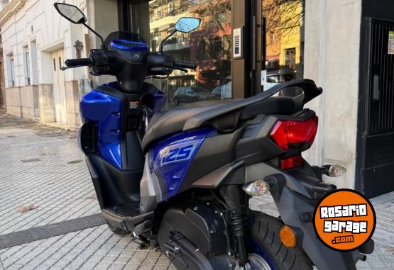 Motos - Yamaha zr125 2024 Nafta 9700Km - En Venta