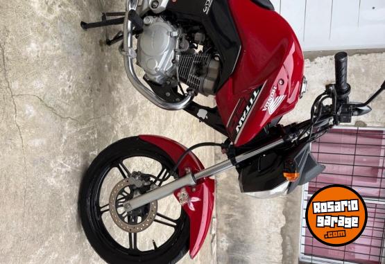 Motos - Honda New Titan 2019 Nafta 45000Km - En Venta