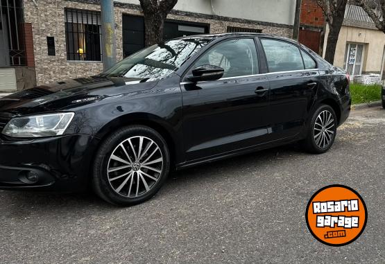 Autos - Volkswagen vento 2012 Diesel 144000Km - En Venta