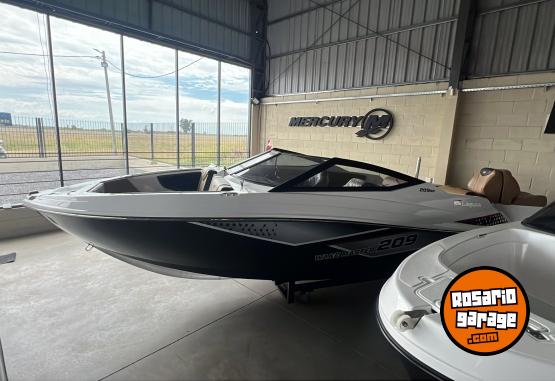 Embarcaciones - Weakmaster 209 Mercury 150 4t #nautistorearroyoseco - En Venta