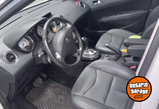 Autos - Peugeot 308 feline triptronic 2017 Nafta 114000Km - En Venta