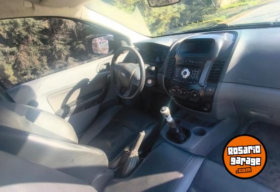 Camionetas - Ford Ranger xl 2015 Diesel 160000Km - En Venta