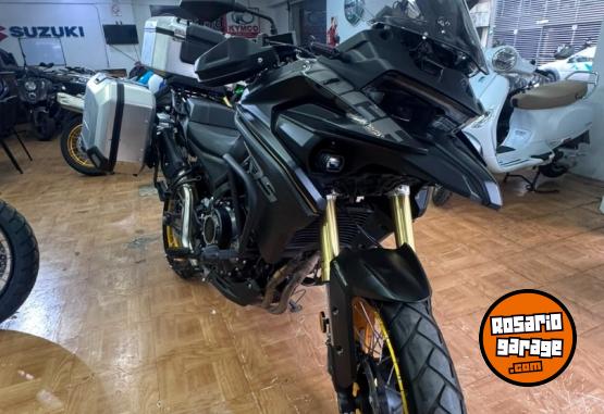 Motos - Voge DS525X BLACK KNIGHT 2024 Nafta 8863Km - En Venta