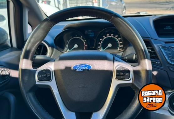 Autos - Ford Fiesta se plus power 2015 Nafta 116000Km - En Venta